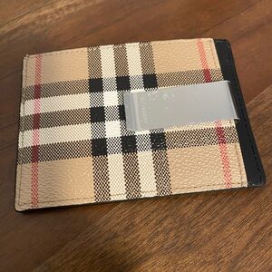 Burberry NWT Check Money Clip Card Case